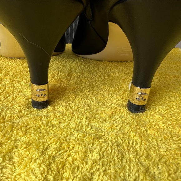 Chanel booties - Picture 7 of 9